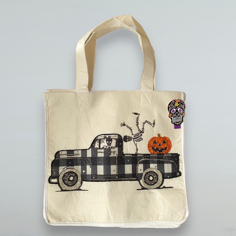 NWT Noor-é-Noire Halloween Beaded Sequin Skeleton Tote Bag